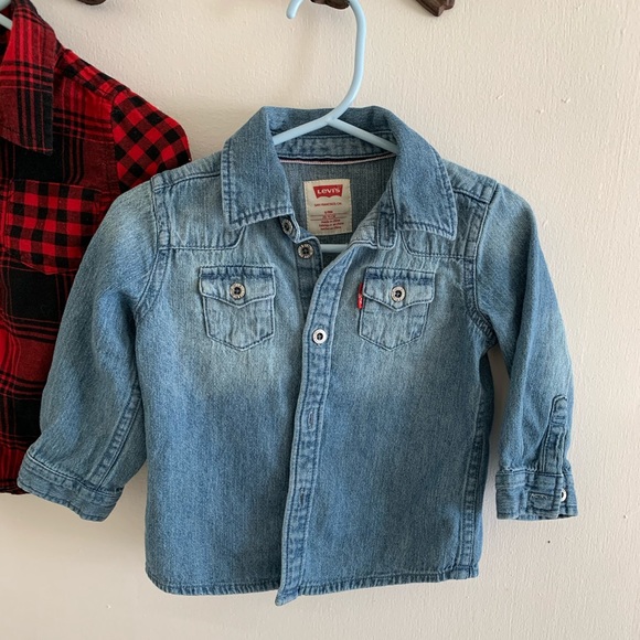 2 boy button downs - Picture 2 of 3